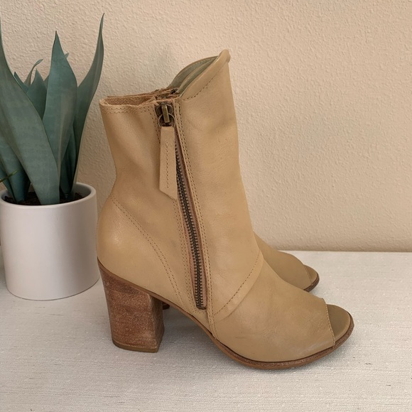 Matisse Leon Natural Leather Mid-Calf Peep Toe Booties Woman’s 7.5M - Picture 4 of 14